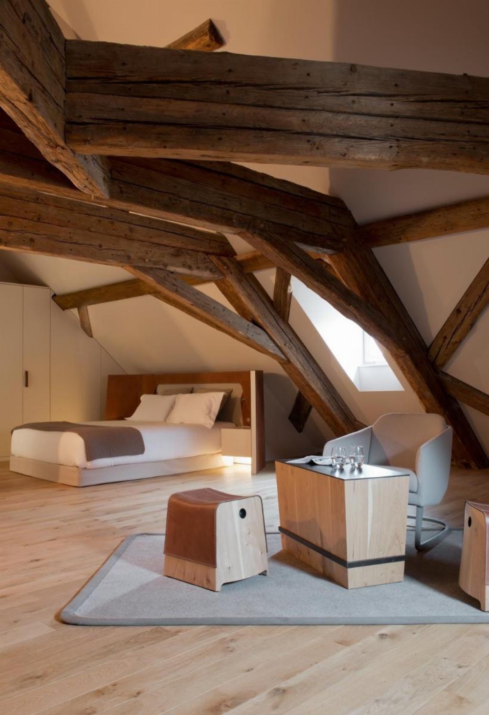 Room image 4