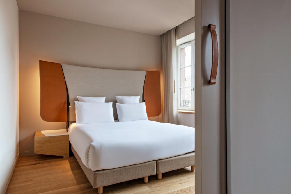 Room image 2